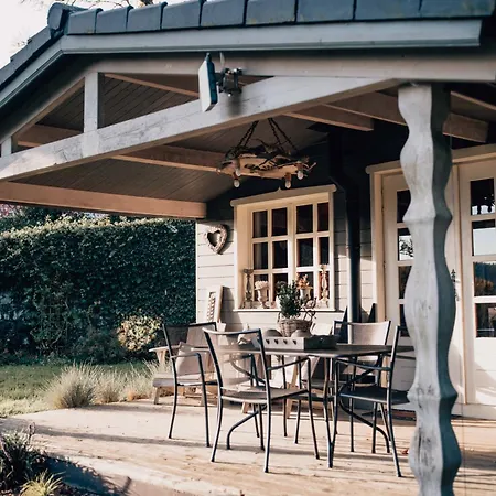 D'hôtes - Les Daims - Petit Déj&wellness Inclus Chalet Fauvillers